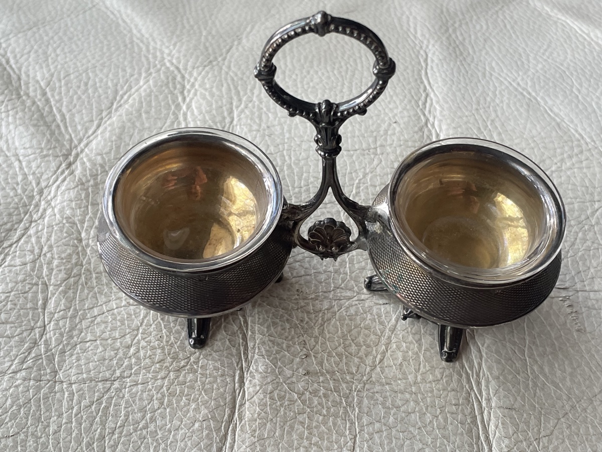 Silver Salt And Pepper Shakers -photo-4