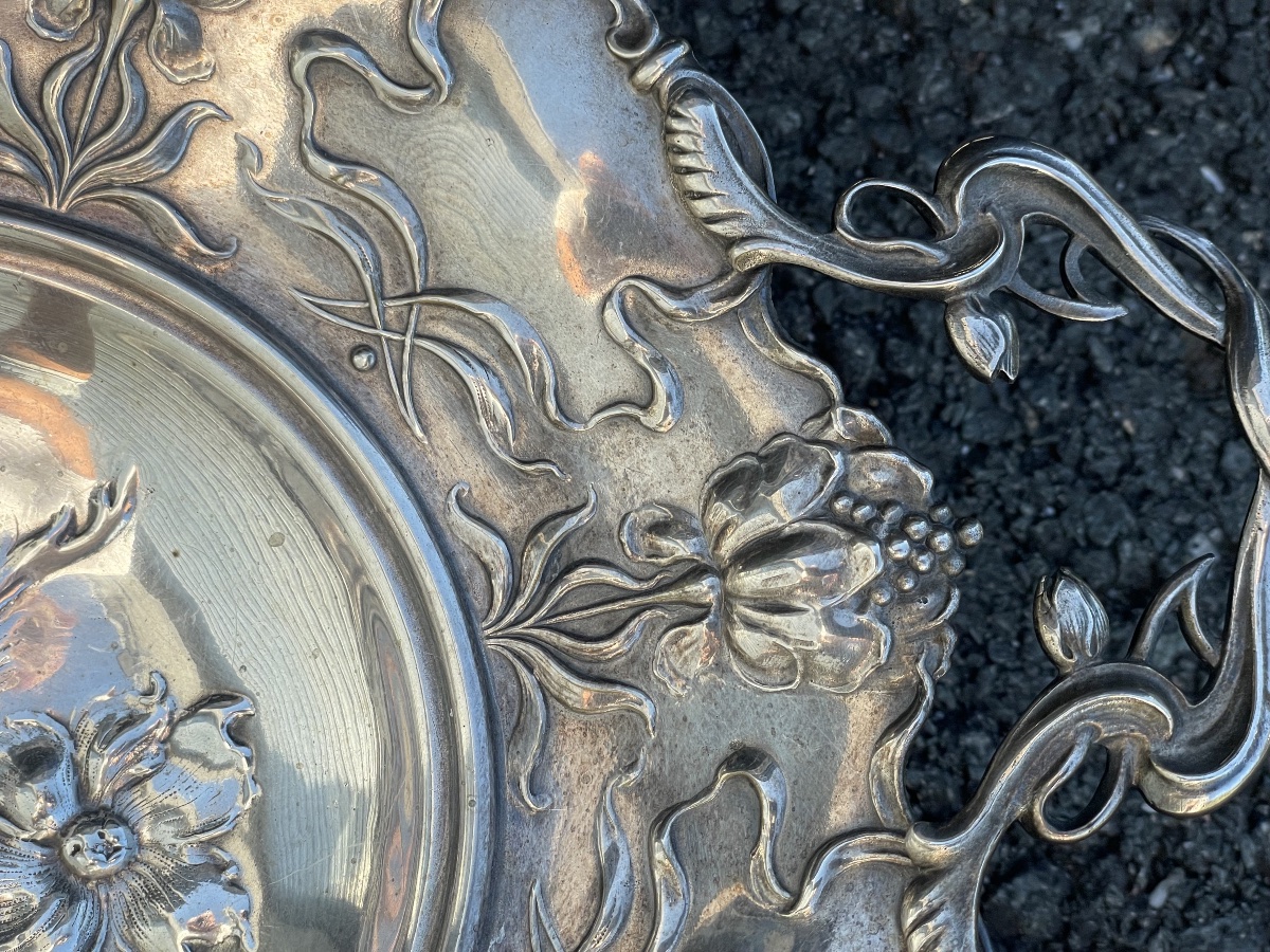 Silver-colored Metal Fruit Basket -photo-4