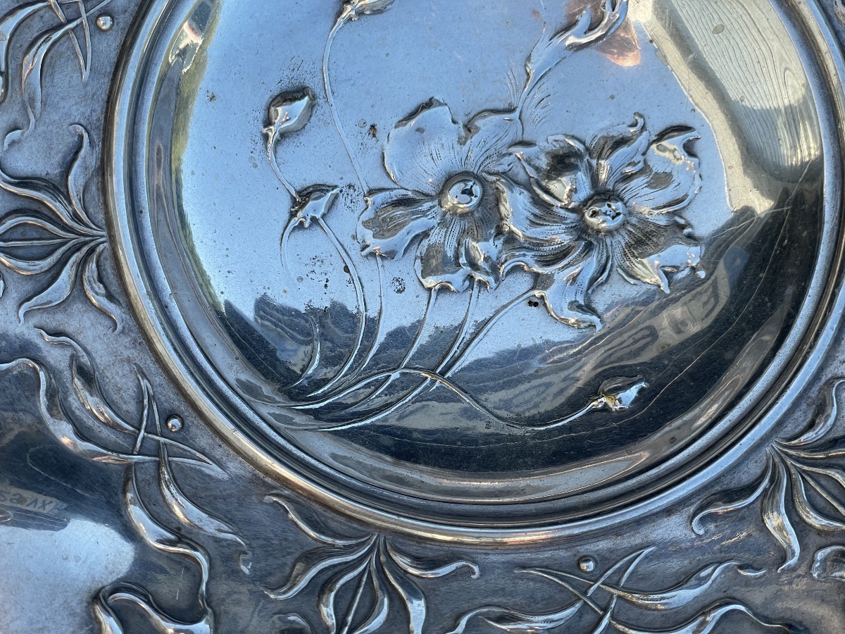 Silver-colored Metal Fruit Basket -photo-6
