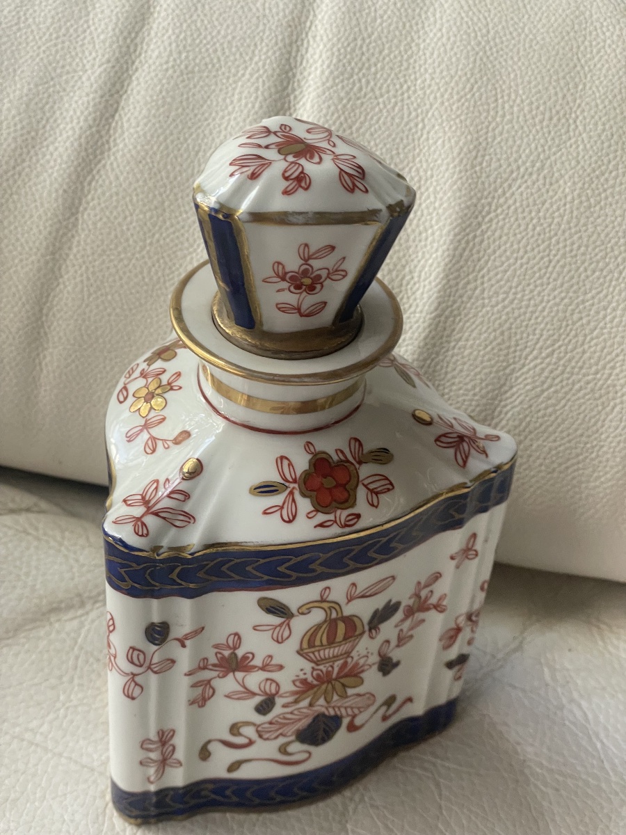Porcelain Carafe -photo-4