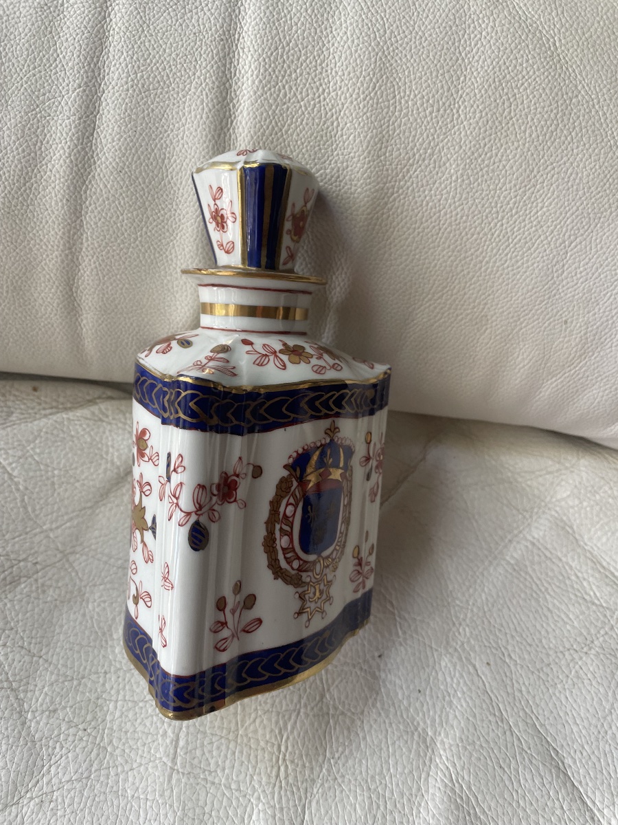 Porcelain Carafe -photo-6