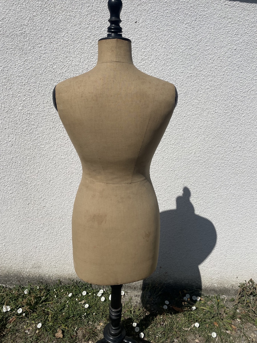 Girard Paris Bust Mannequin -photo-5