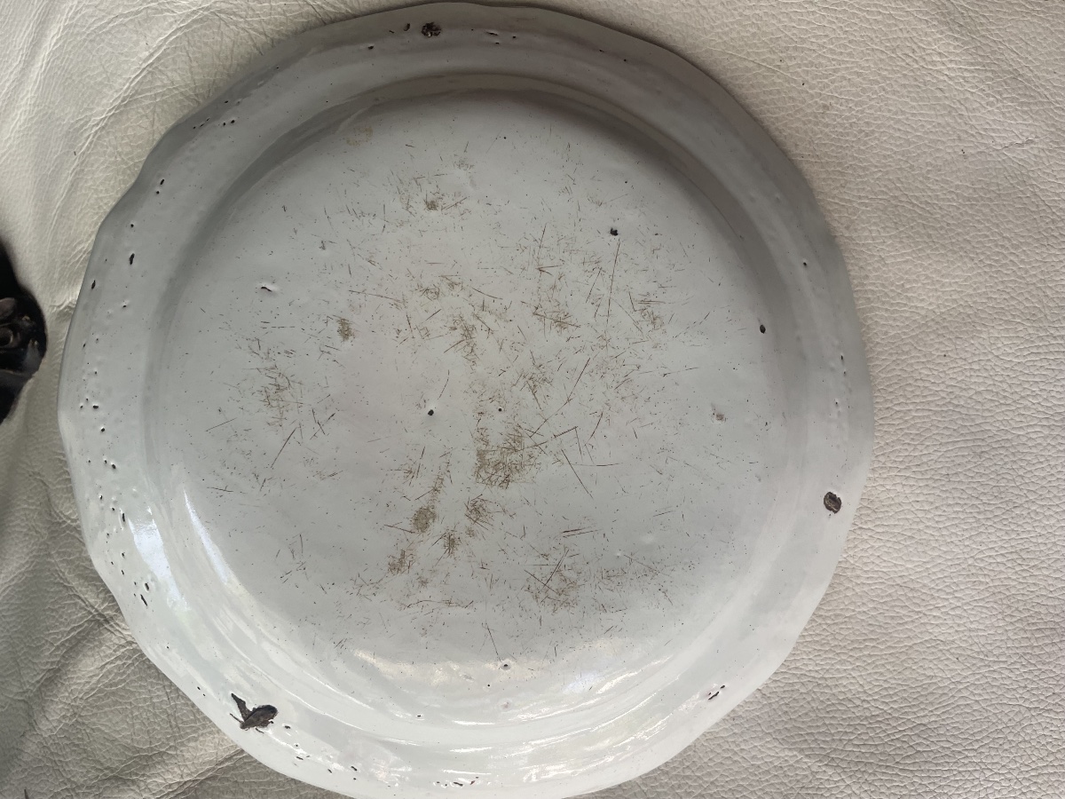 18th-century Earthenware Plate -photo-1