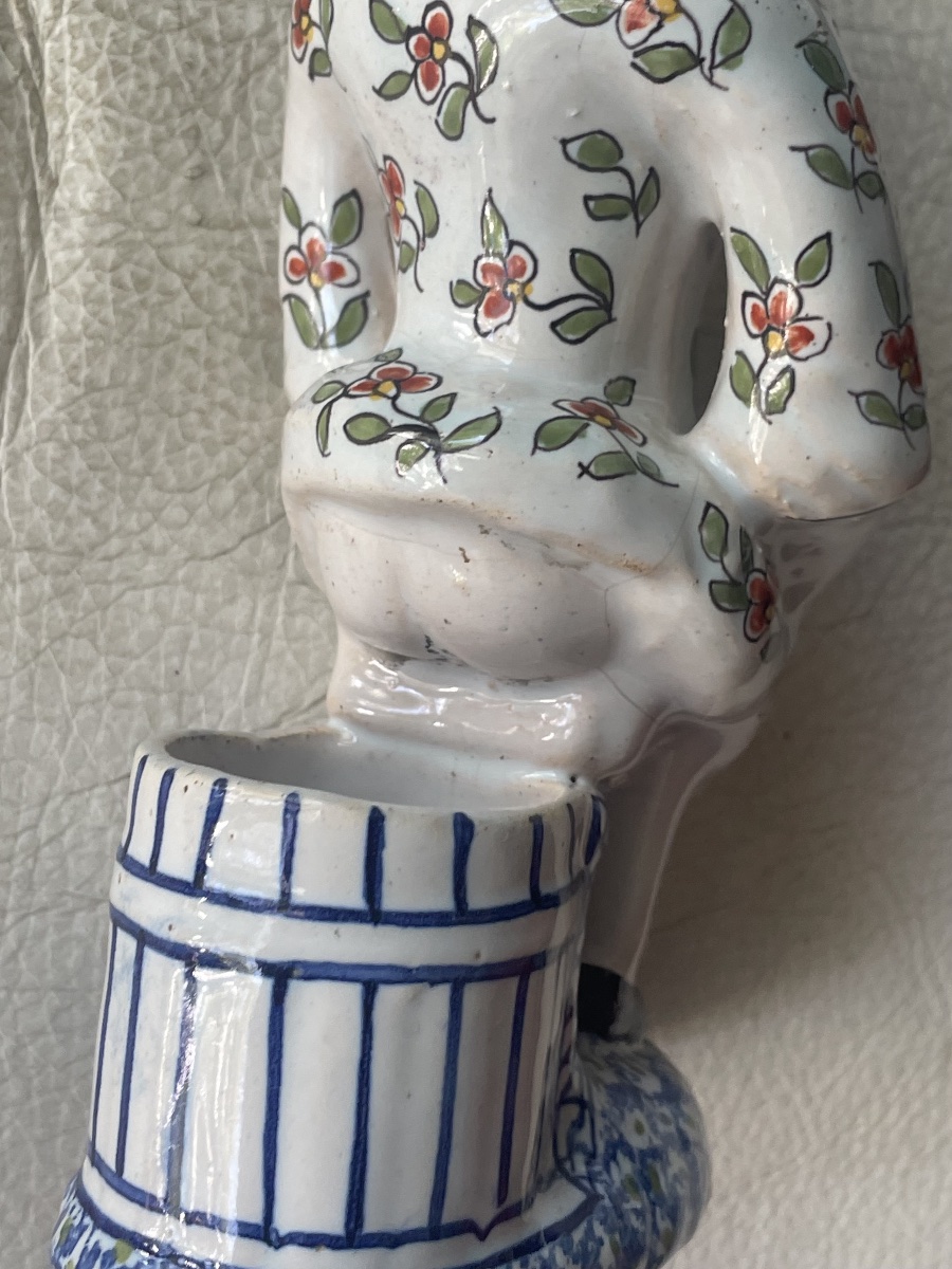 Earthenware Salt Shaker -photo-2