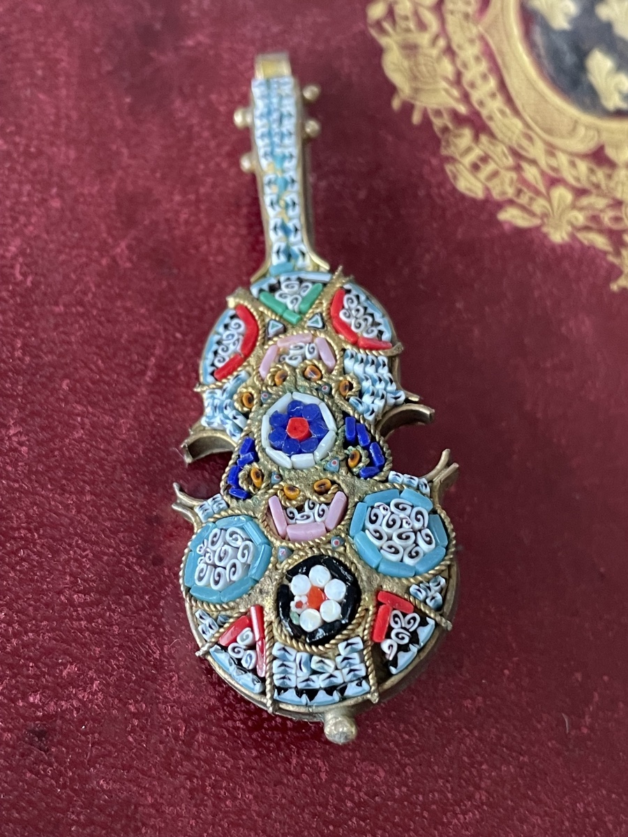 Broche violon mosaïque -photo-8