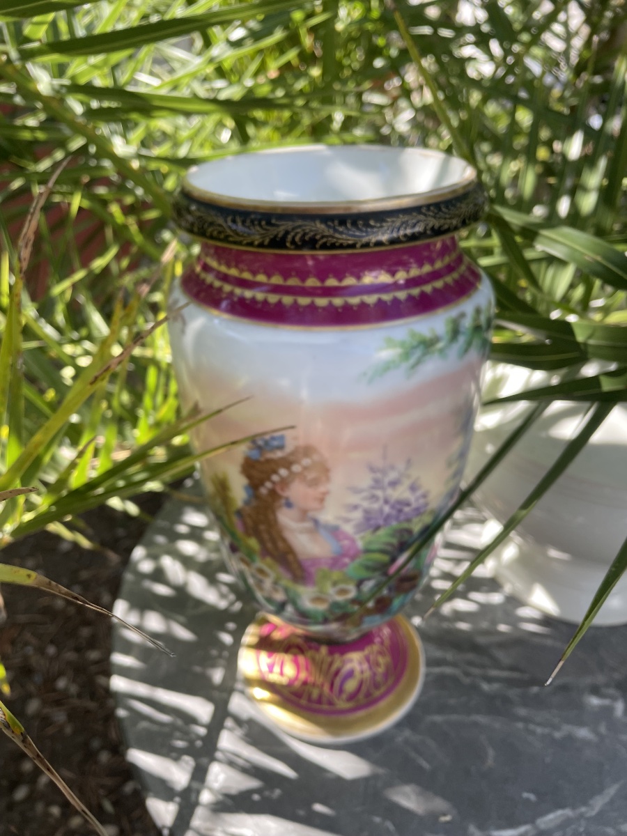 Large 19th-century Porcelain Vase -photo-3