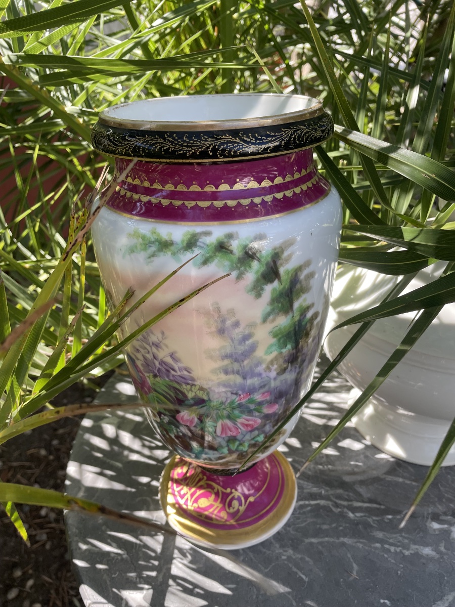 Large 19th-century Porcelain Vase -photo-1