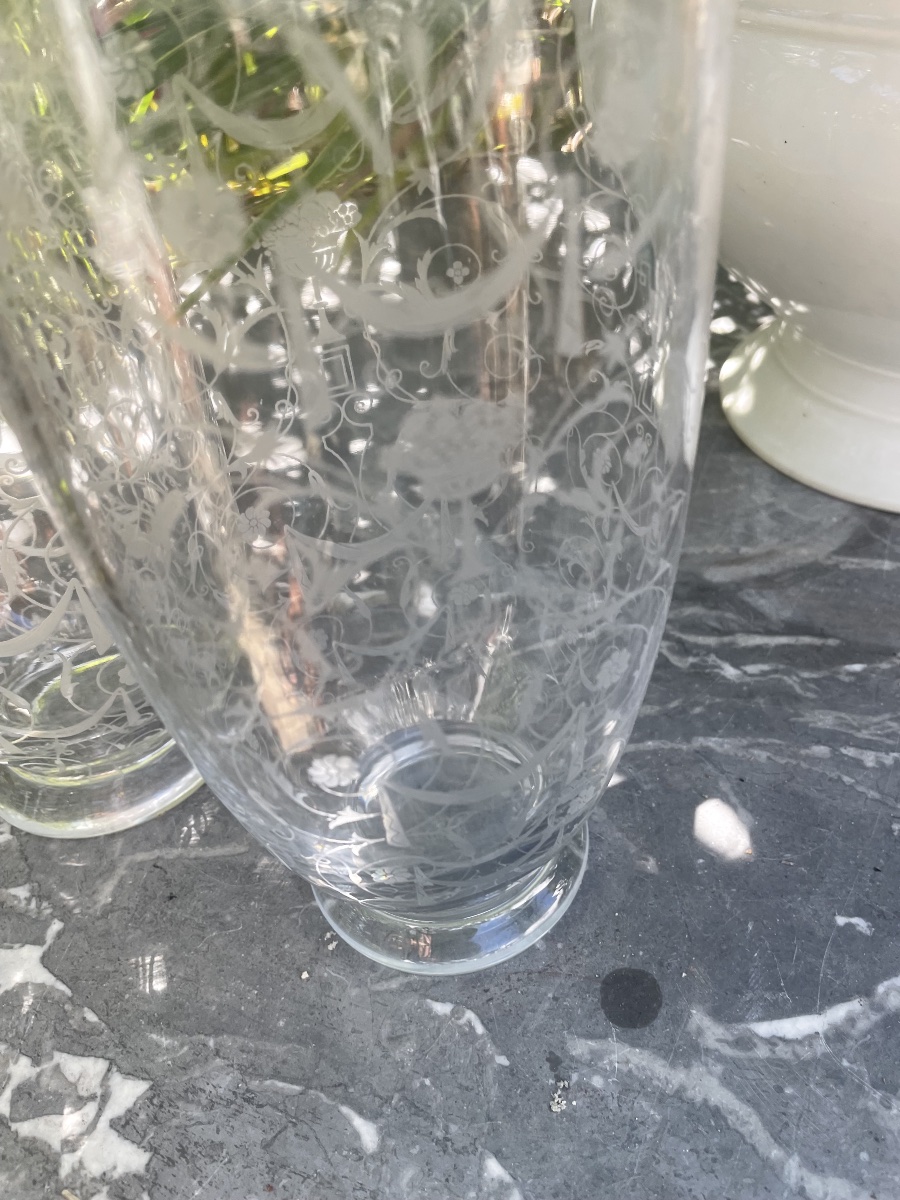 Paire de vases cristal gravé  de Baccarat -photo-2