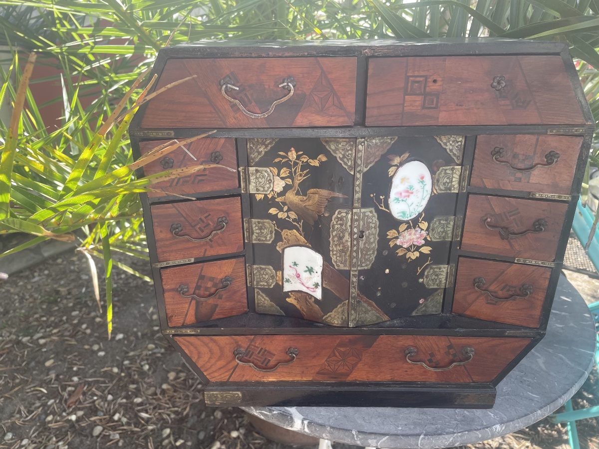 Small Japanese Jewelry Box -photo-3