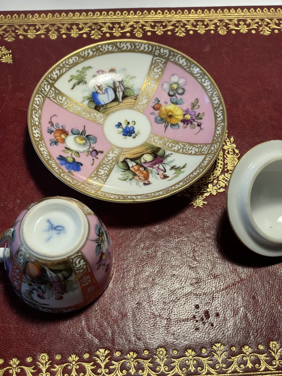 Tasse et sous tasse en porcelaine -photo-2