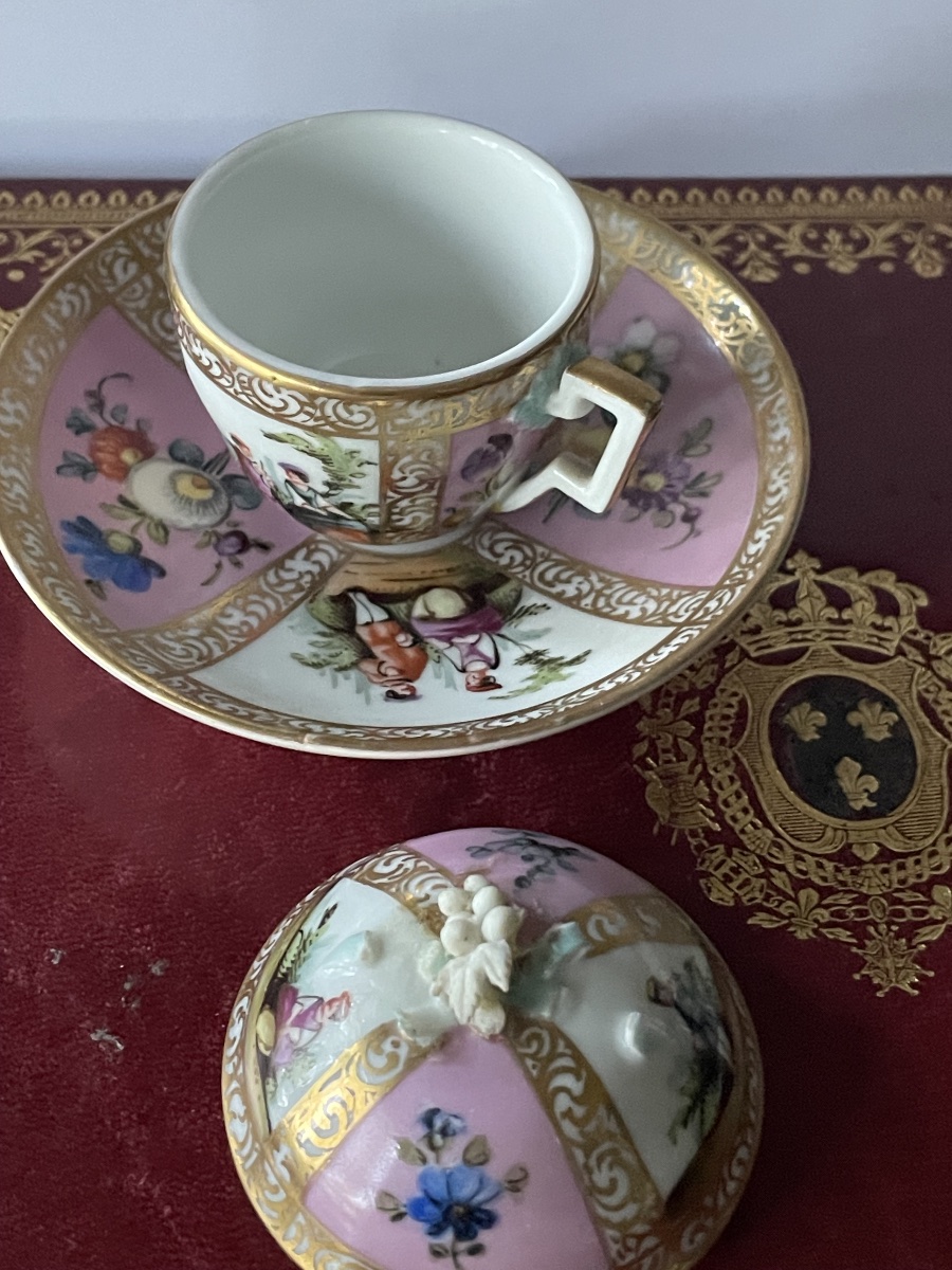 Tasse et sous tasse en porcelaine -photo-8
