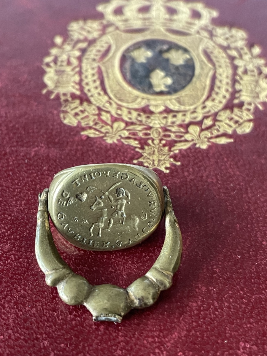 18th-century Pendant Mold -photo-3