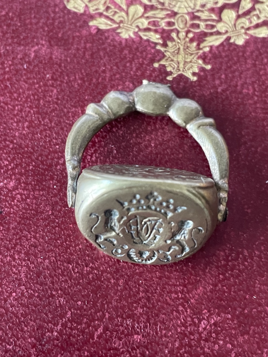 18th-century Pendant Mold -photo-1