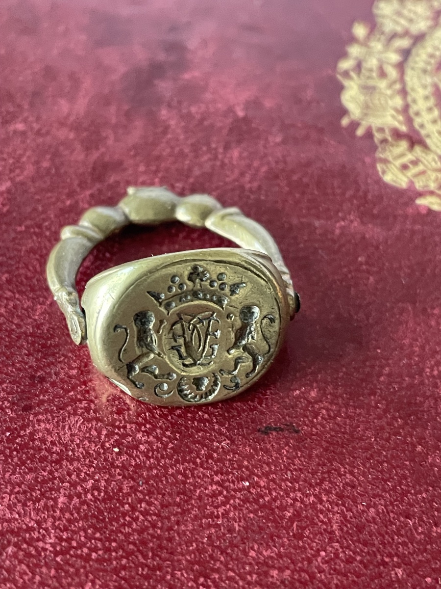 18th-century Pendant Mold -photo-7