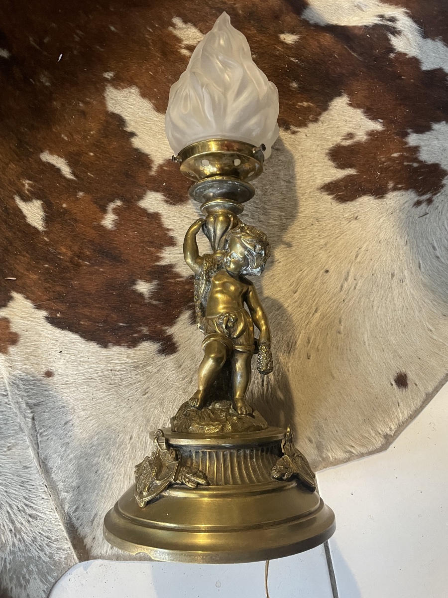 Bronze Angelot Lamp 