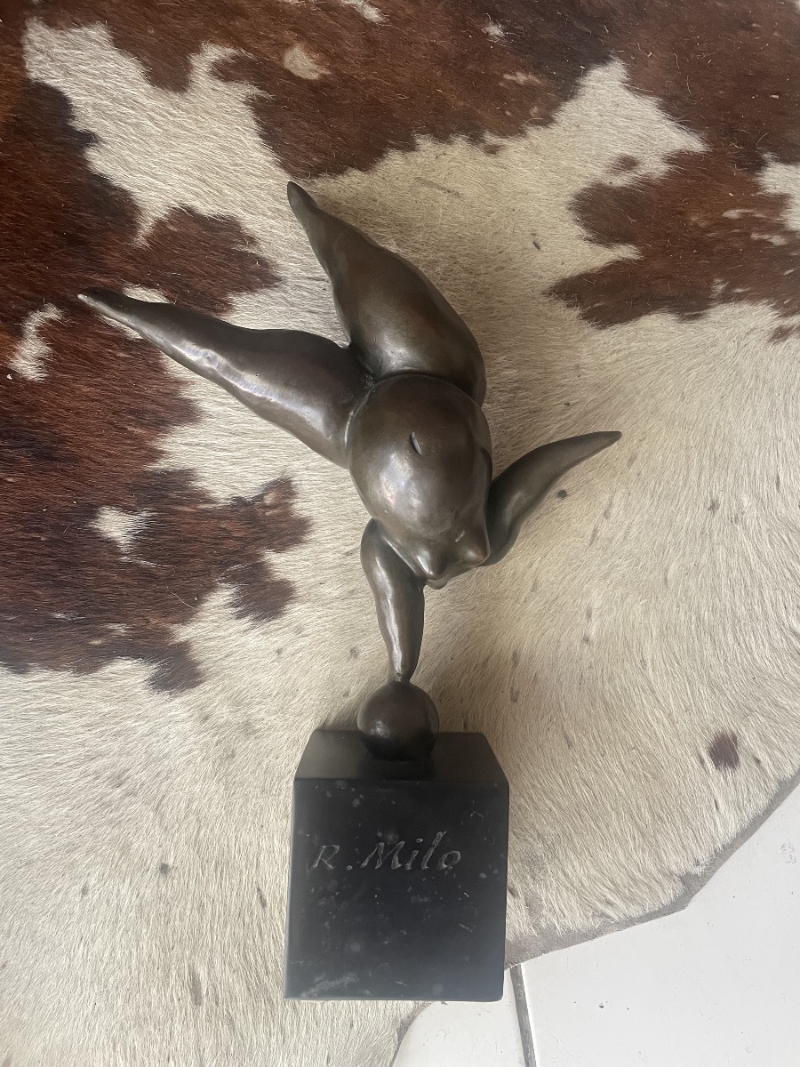 Bronze l’acrobate de Milo -photo-1
