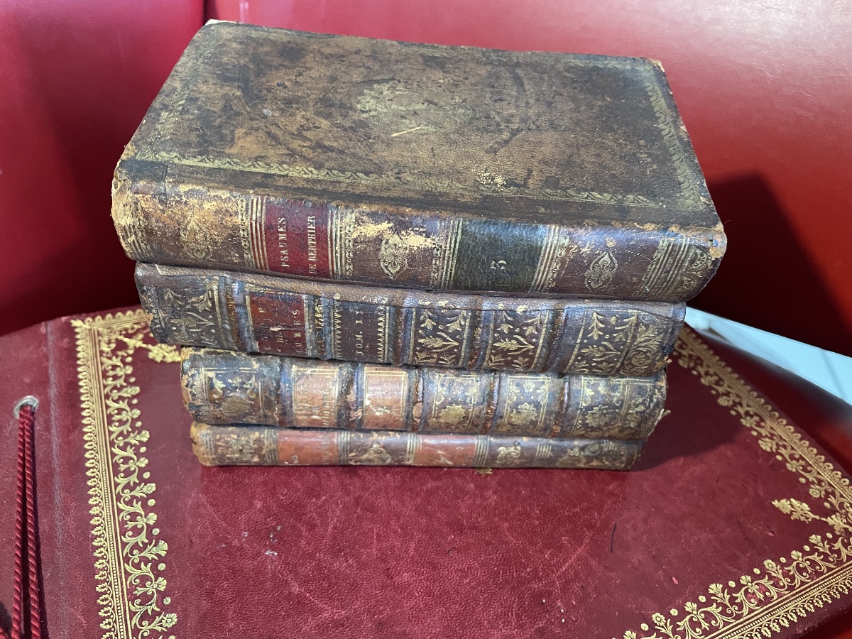 Cave à liqueur en trompe l’œil de livres -photo-7