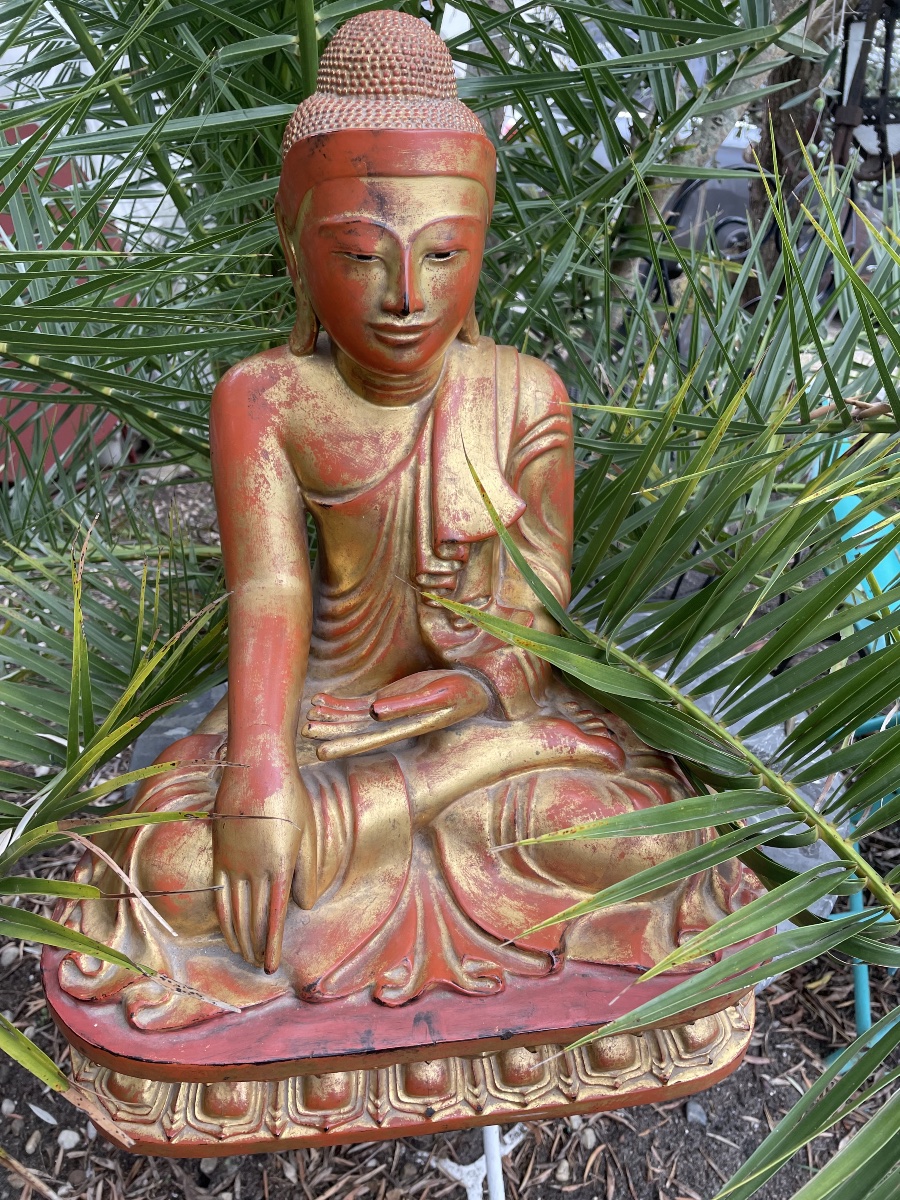 Grand Bouddha birman  bois doré du XIX eme 