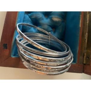 Silver Bracelet With 7 Rings