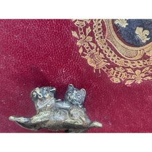 Bronze de vienne chien et chat 