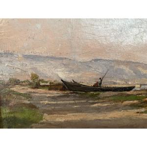 Les barques de pêche sur le rivage 