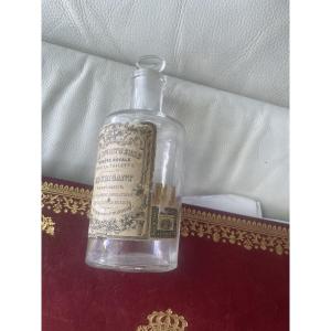 Flacon de parfum De Houbigant Paris 