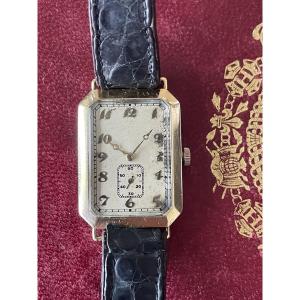 Montre or oméga