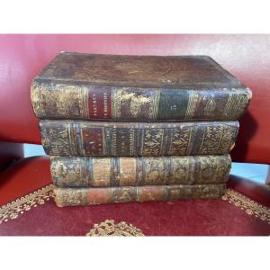 Cave à liqueur en trompe l’œil de livres