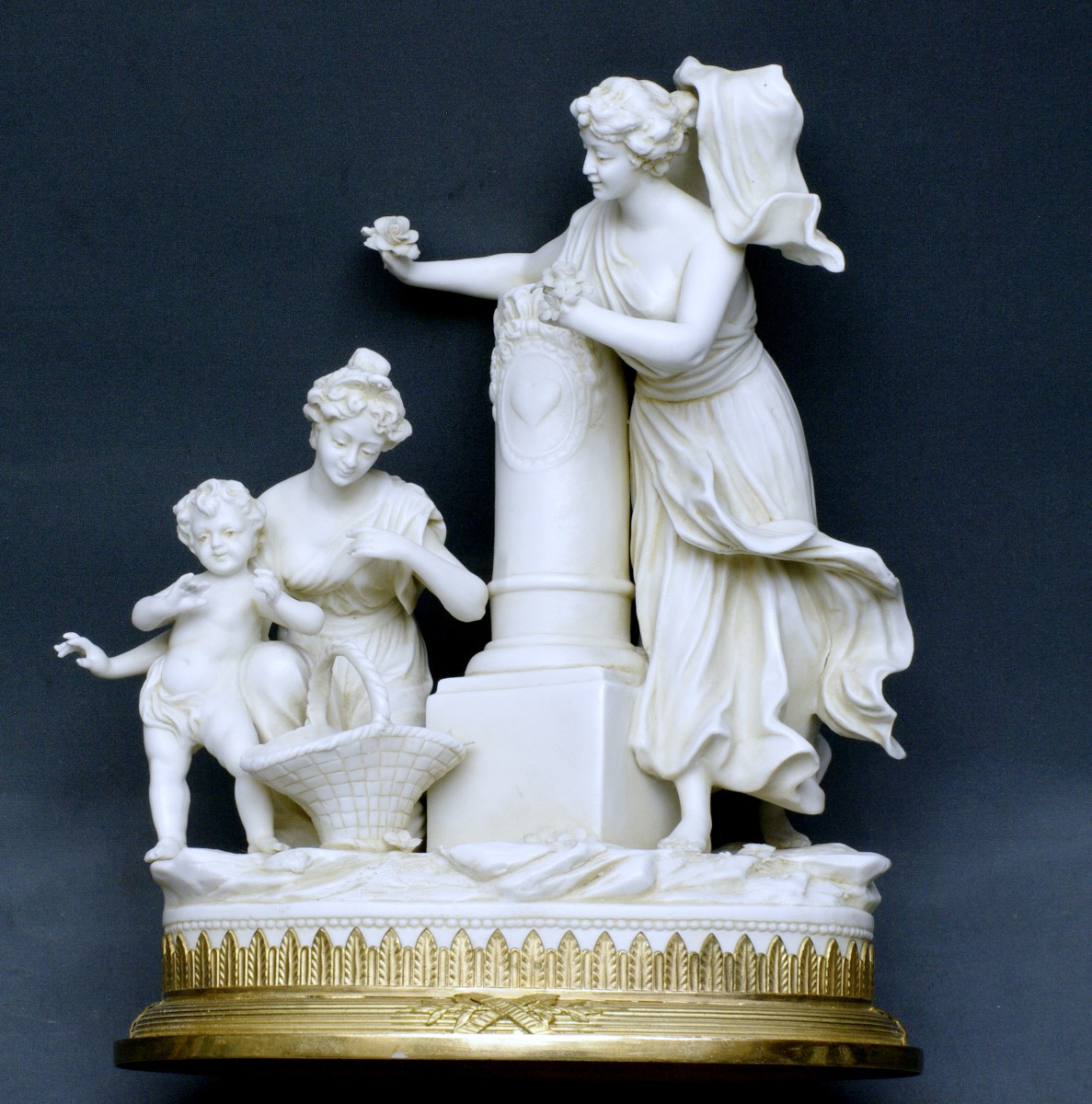 Biscuit 19ème Müller Thuringe Allemagne Porcelaine et bronze doré-photo-2