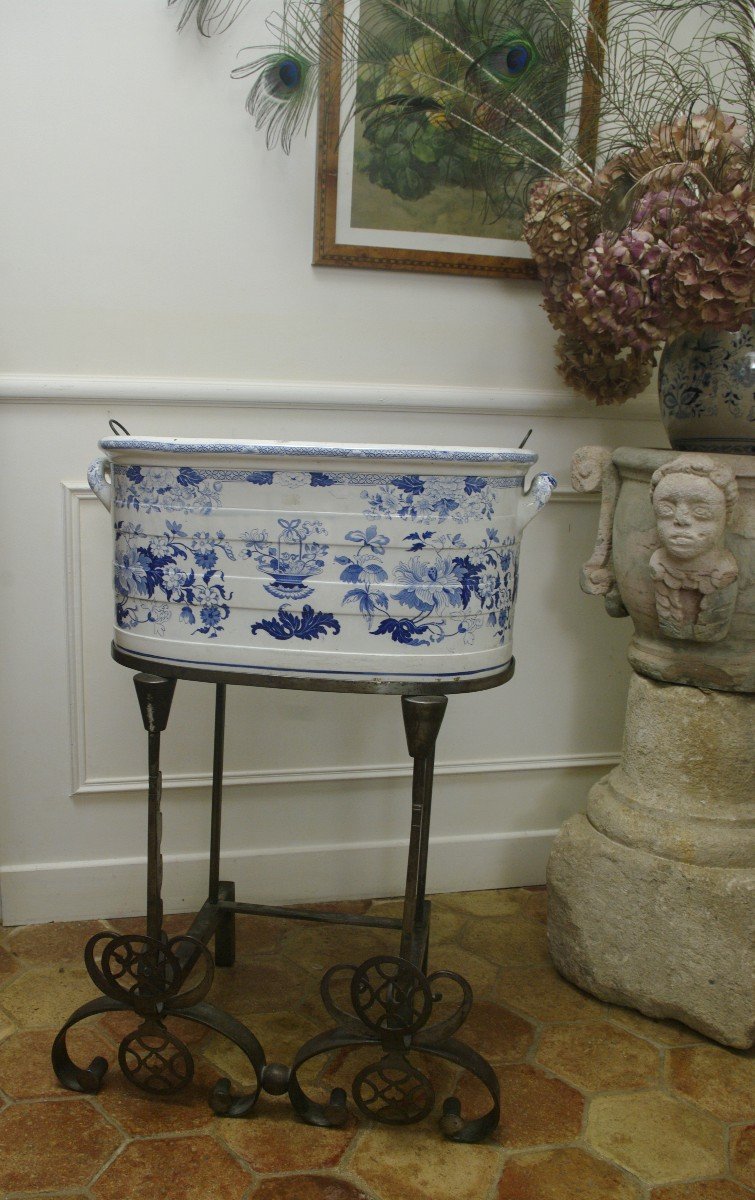 Grand Bassin Wedgwood 19th Planter