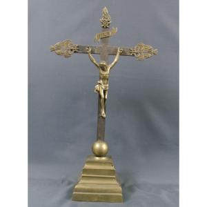 Grand Crucifix 17ème Bronze Et Fer