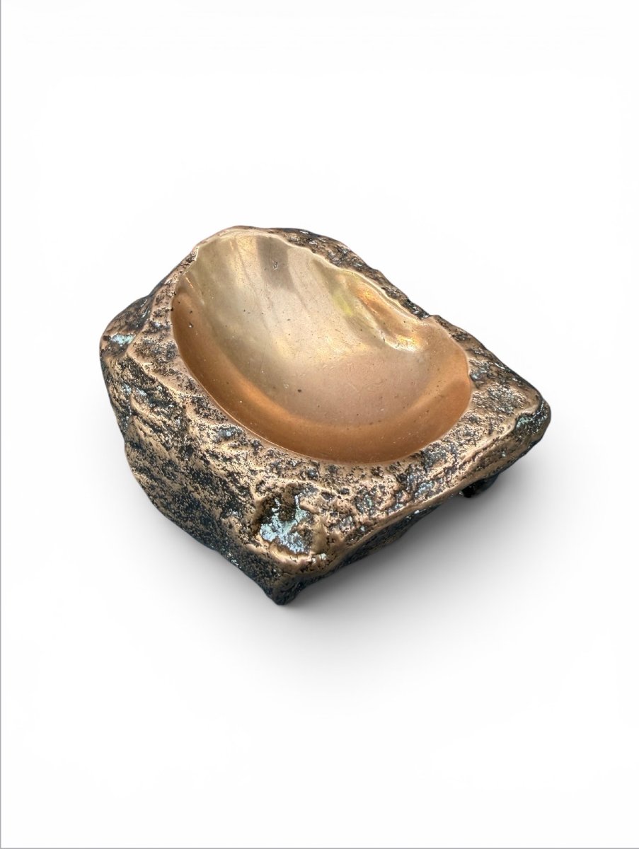 Monique Gerber, Bronze Ashtrays-photo-2