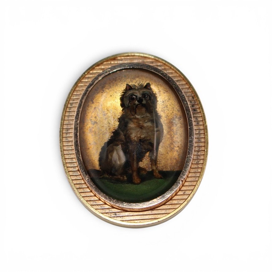 Broche, Verre d’Essex model « Chien », XIXe