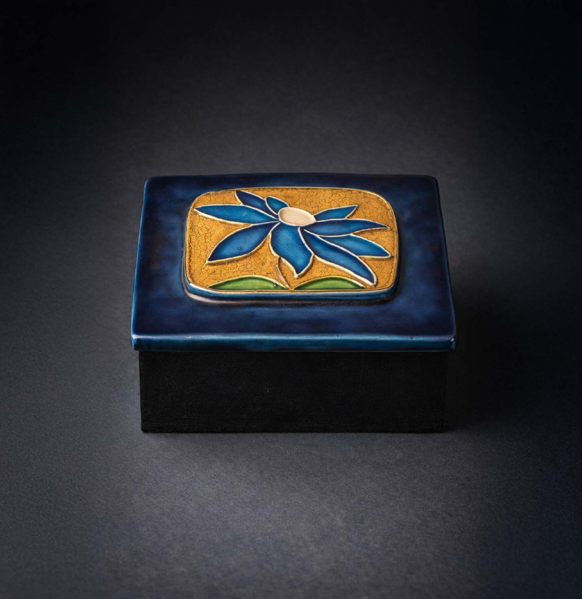 Ceramic Box By Mithé Espelt – Tiare Flower Decoration