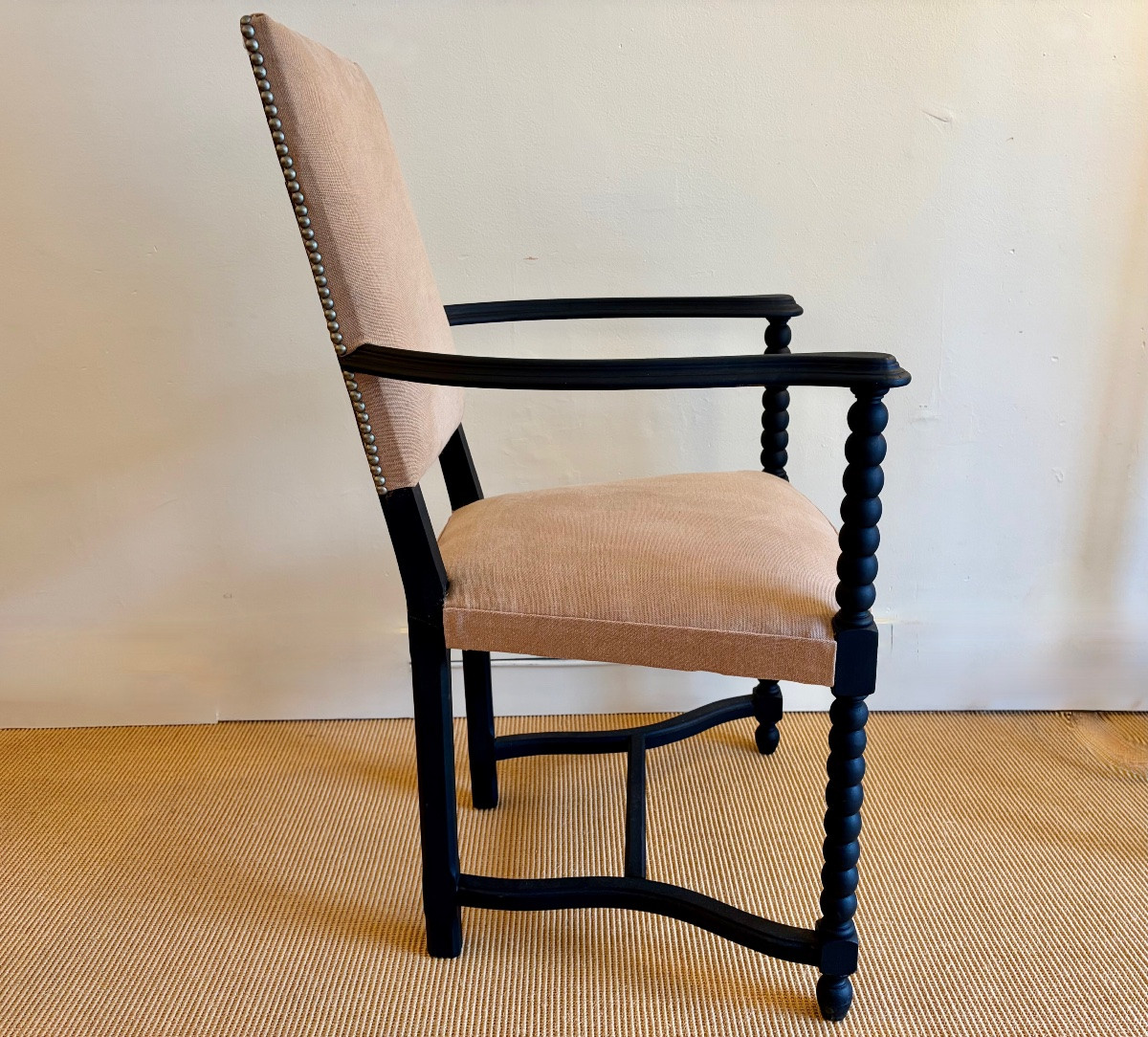 Paire de fauteuils de style Louis 13.-photo-3