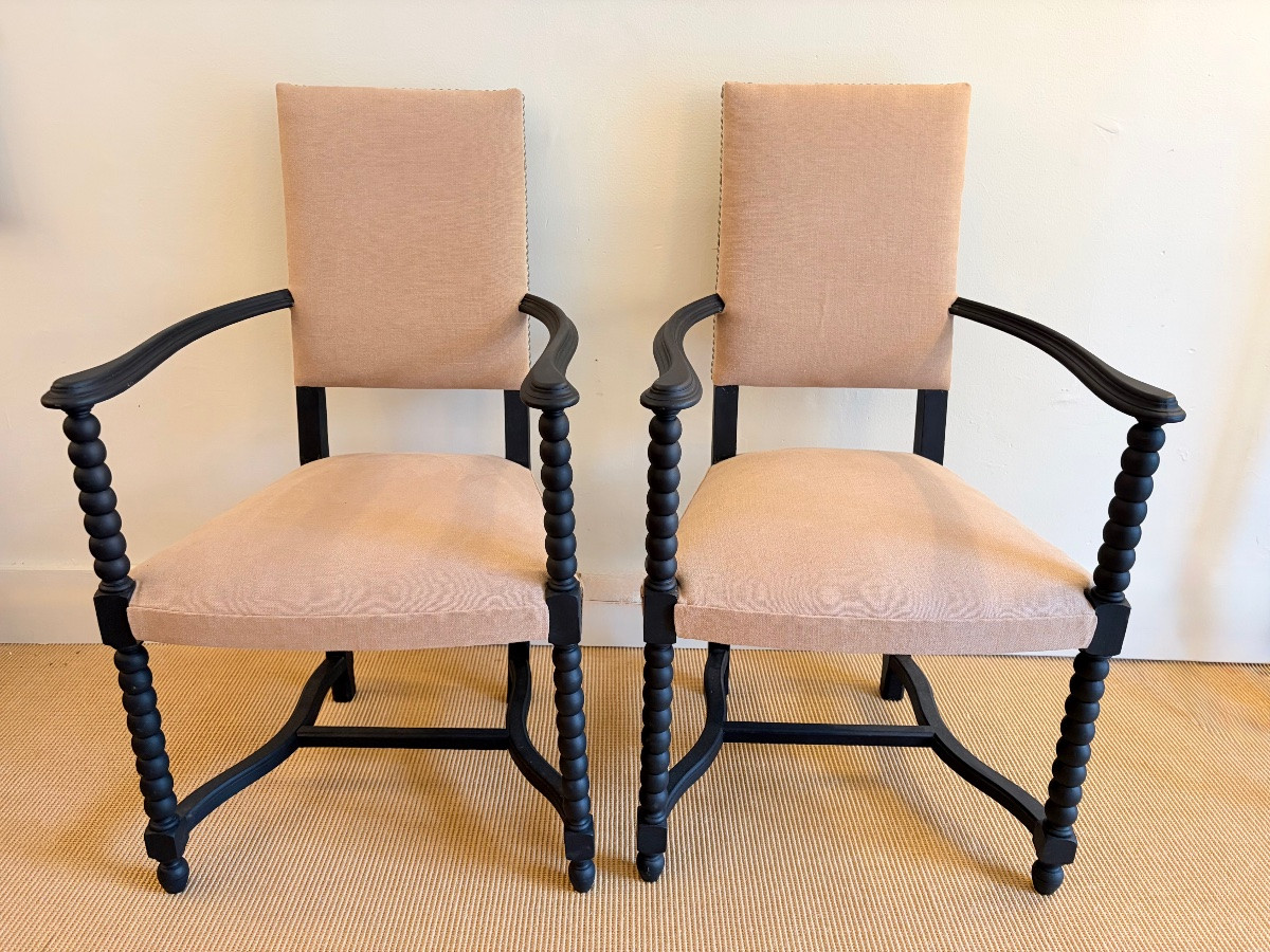 Paire de fauteuils de style Louis 13.-photo-3