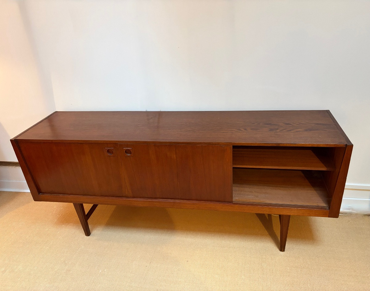 A 1960s Teak Sideboard With Sliding Doors.-photo-4