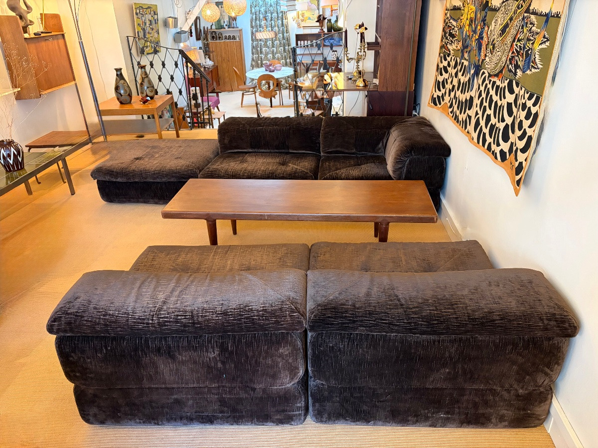 Modular Sofas In Chocolate Velvet For Airborne, Circa 1970.-photo-3