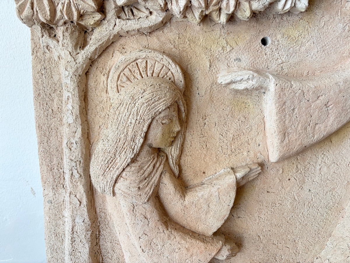 Bas-relief religieux, la bénédiction de Marie Madeleine par Olivier Pettit.-photo-1