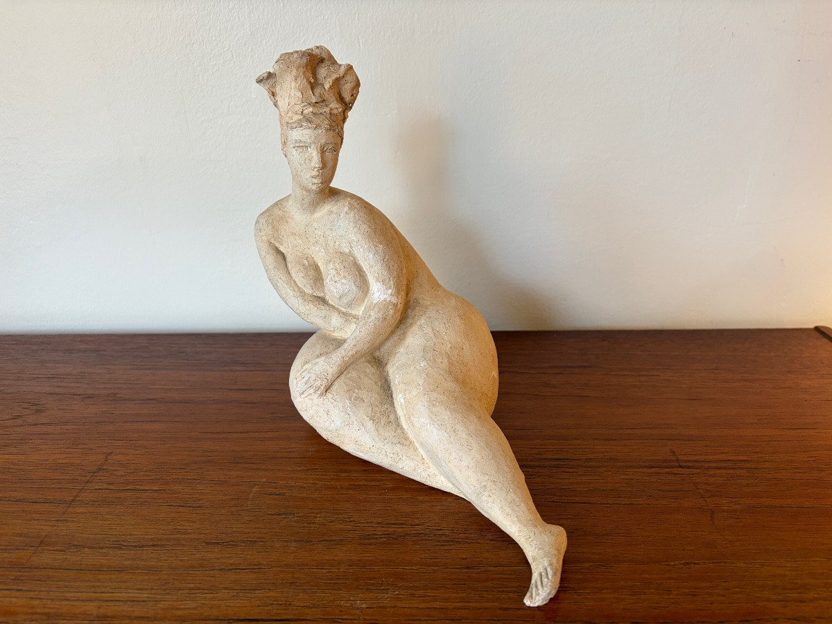 Sculpture " Femme à la coiffe " signée Quentin.-photo-2