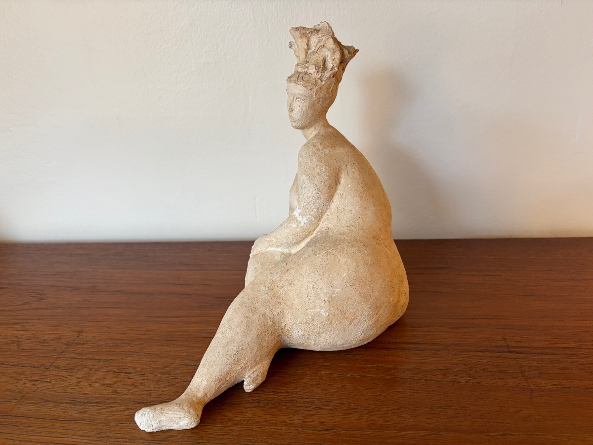 Sculpture " Femme à la coiffe " signée Quentin.-photo-1