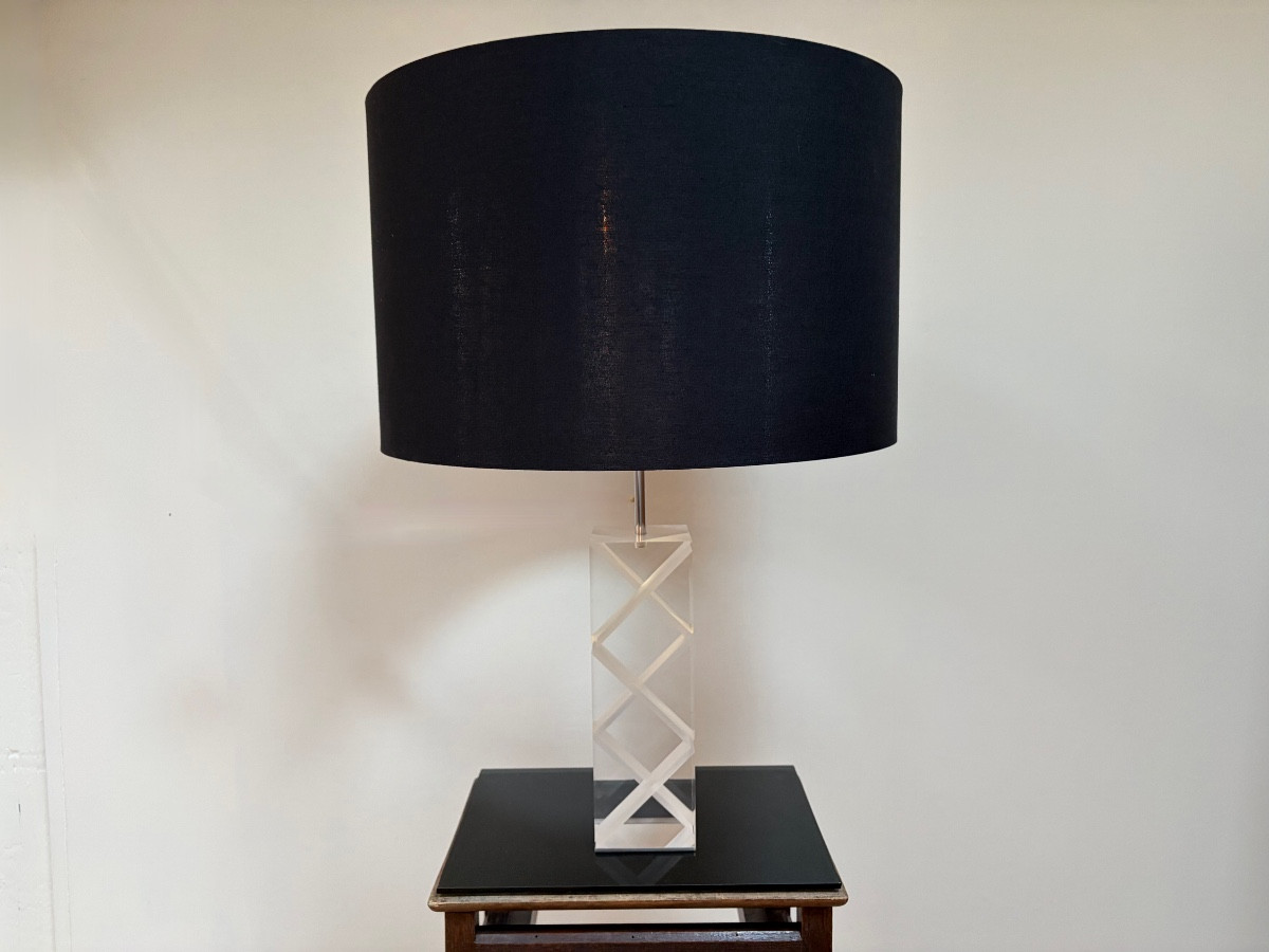 Sculpted Plexiglass Lucite Lamp By Alessio Tasca, Italy, Circa 1970.