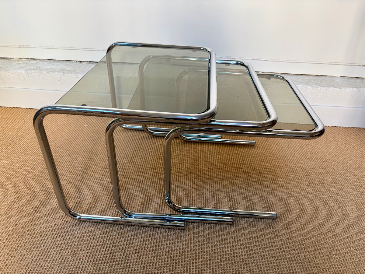 Set Of 3 Chrome Nesting Tables From The 1980s.-photo-6