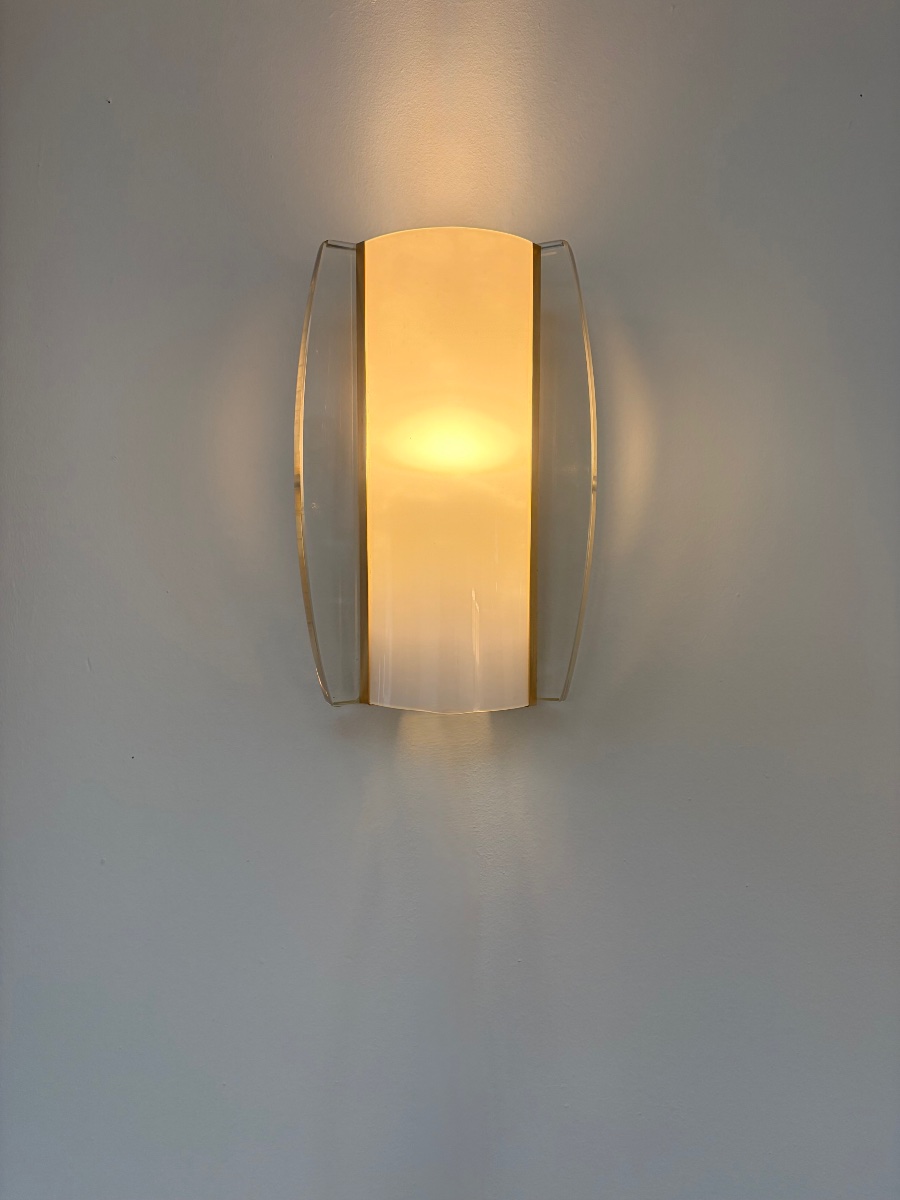 Applique murale en opaline et verre, Italie, vers 1970.-photo-2
