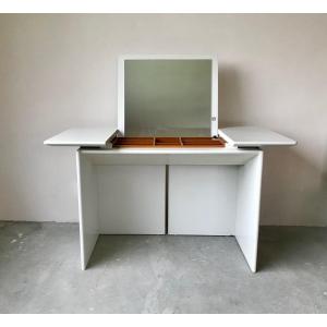 Coiffeuse/Bureau en bois laqué blanc, vers 1980.