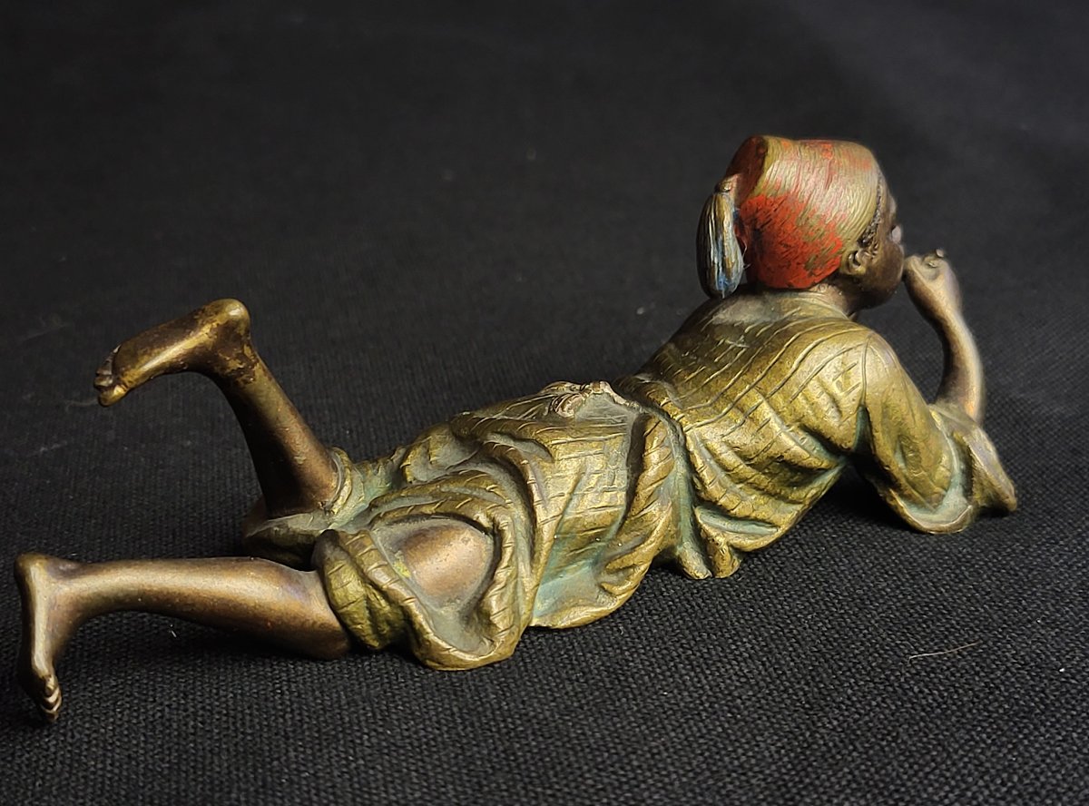 Franz Xavier Bergmann, bronze de vienne orientaliste polychrome, jeune garçon allongé.-photo-4