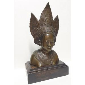 Tête De Danseuse En Bronze, Probablement école De Hanoi Vers 1950.