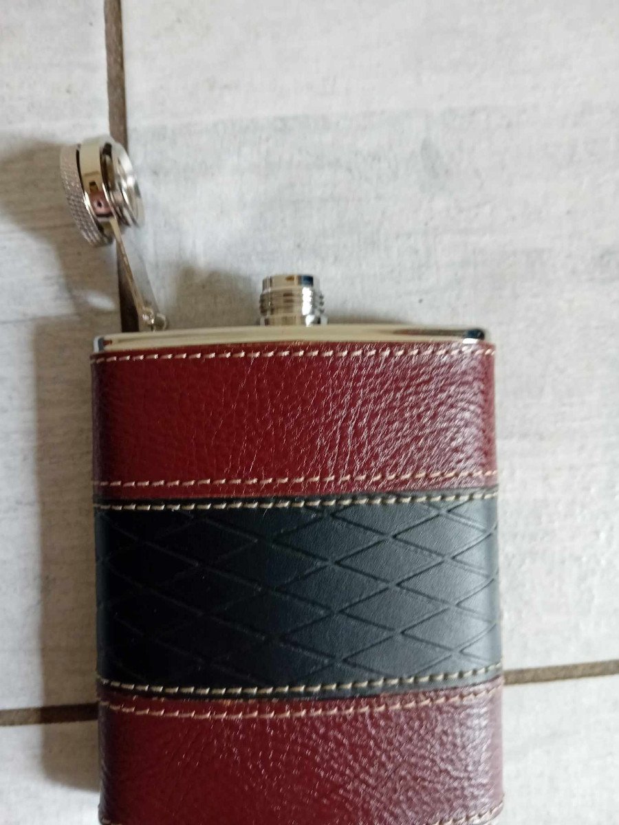 Whiskey Pocket Flask From The 70s-photo-2
