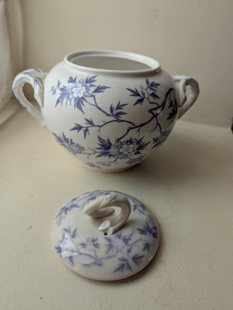 Sargemines Porcelain Sugar Bowl-photo-2