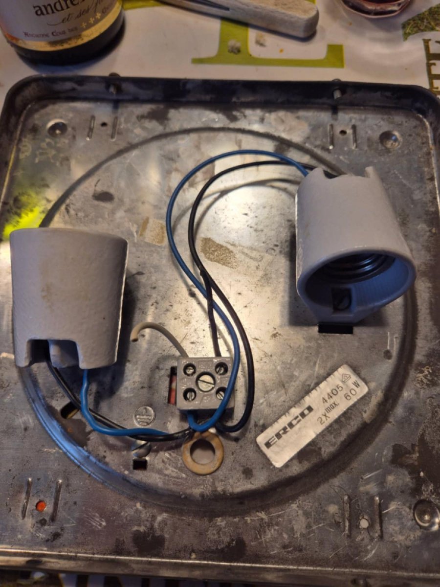 Large 70s Ceiling Or Wall Light-photo-7